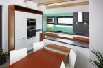 moderni_kuchyn_vysoky_lesk_-_dyha_teak_01